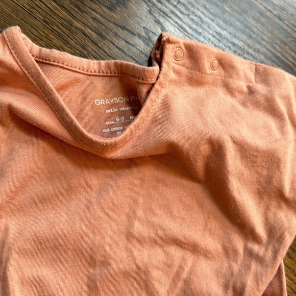 Grayson Mini threads 6-9 month set with pants and short sleeve top peach orange - Picture 4 of 5